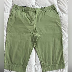 Lands in below the knee shorts